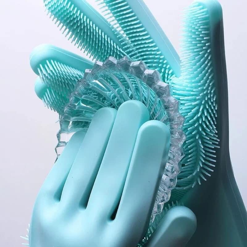 7635